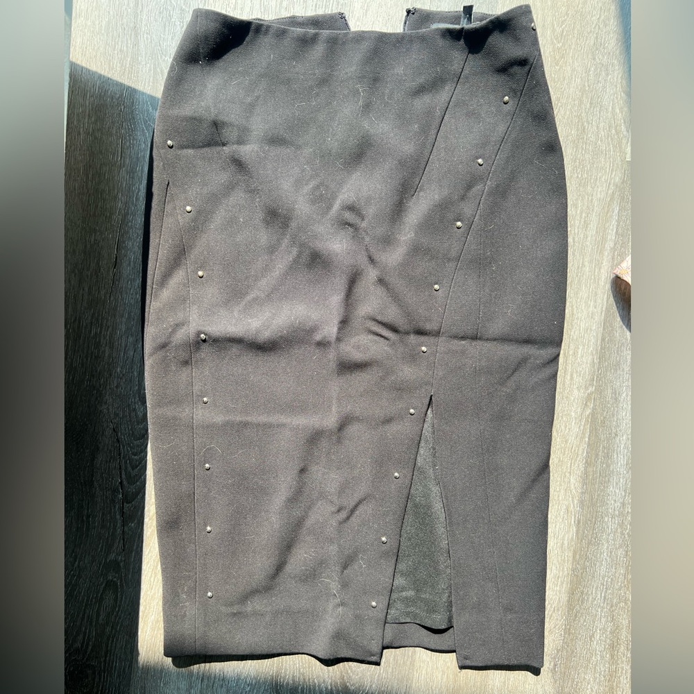 Black pencil skirt White House Black Market Sz 2